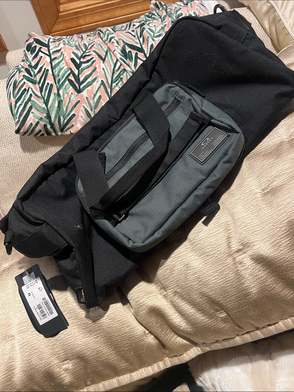 Oakley Black Duffel Bag with Dark Gray Front Pouch